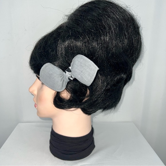 Gray Paisley Rockabilly Bandana Knotted Hair Bow - Picture 5 of 11